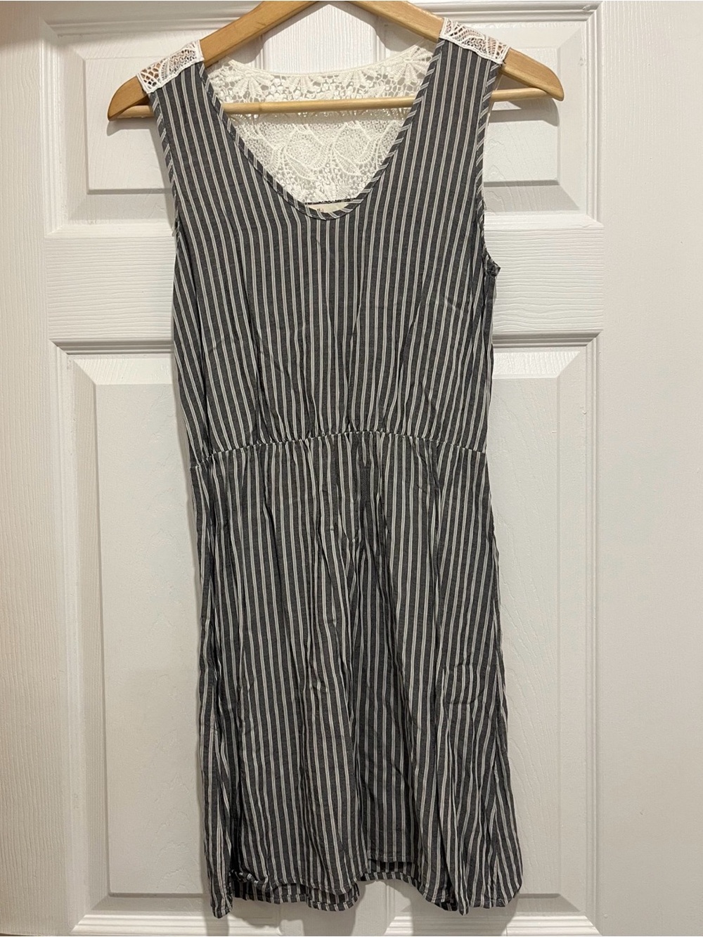 Striped Lace-Back Sleeveless Dress - Gray